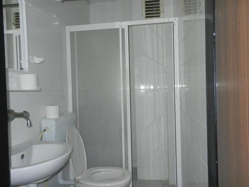 Cagri Hotel Istanbul 5*,